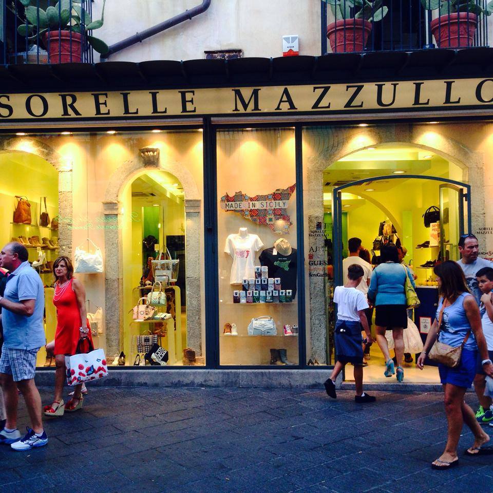 Shopping in Taormina
